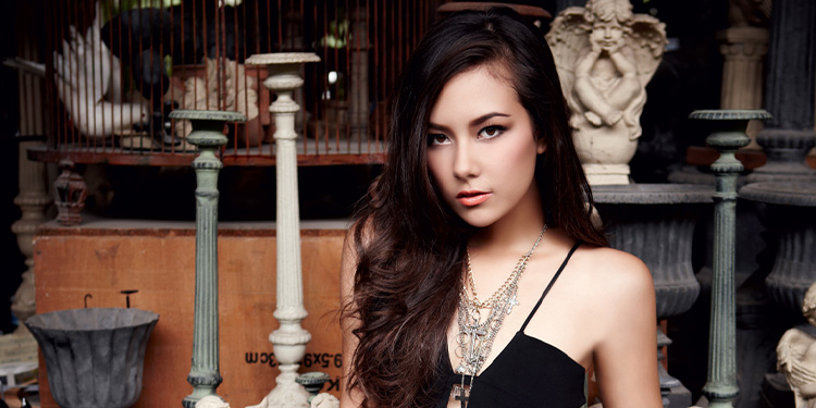 แซมมี่ เคาวเวลล์ Issue 74 ธีม Sexy Sammy หลงไปในความเซ็กซี่ของเธอ